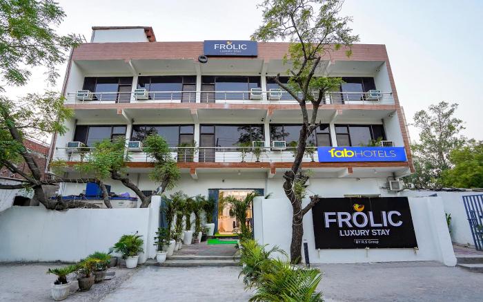 FabHotel Frolic Luxury Stay