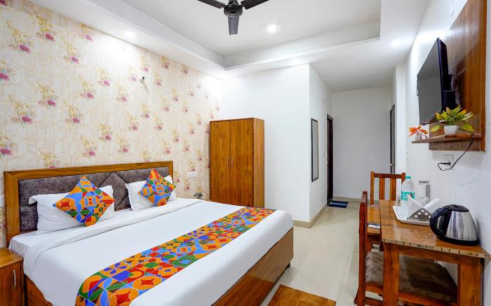 FabHotel Frolic Luxury Stay