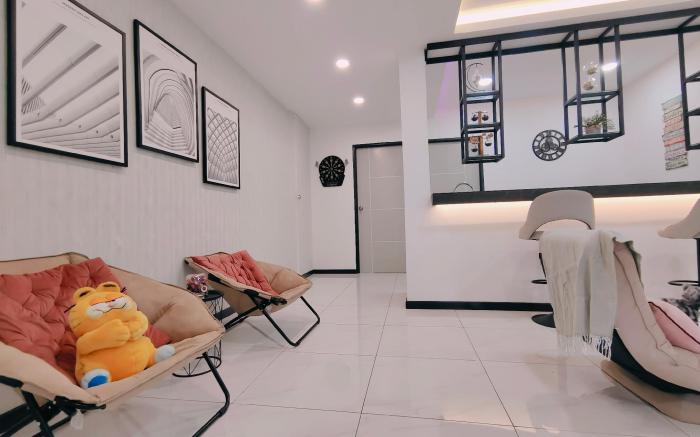 C Boutique townhouse ( GF )