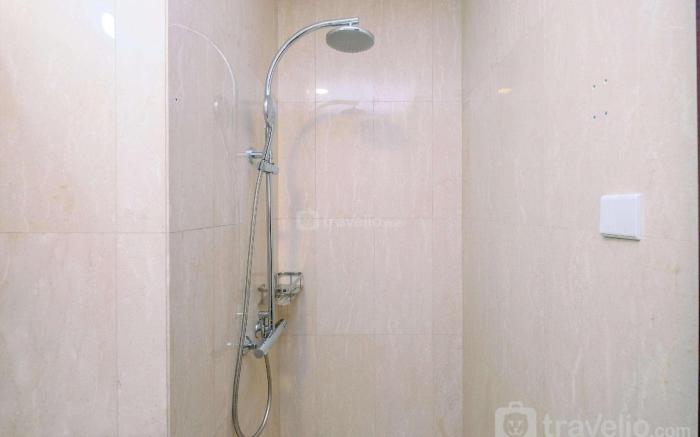 Nice & Enjoy Studio at Sudirman Suites By Travelio