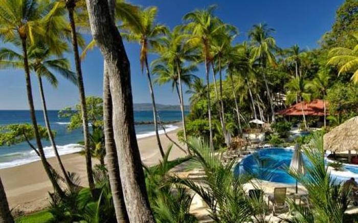 Tango Mar Beachfront Boutique Hotel & Villas