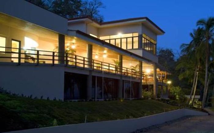 Tango Mar Beachfront Boutique Hotel & Villas