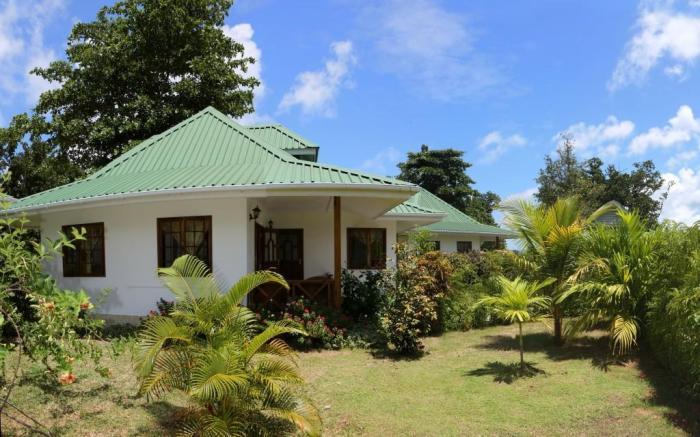 Le Surmer Self Catering Chalets