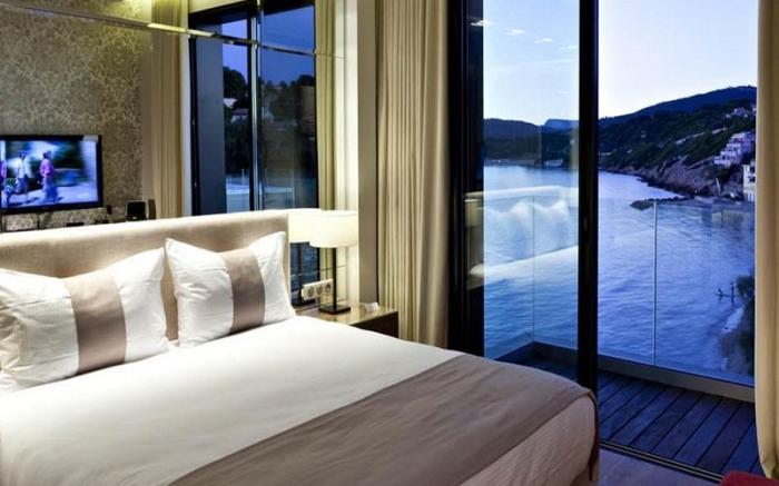 Hostellerie De La Farandole