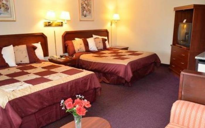 Rodeway Inn & Suites Hwy 217 & 26 W