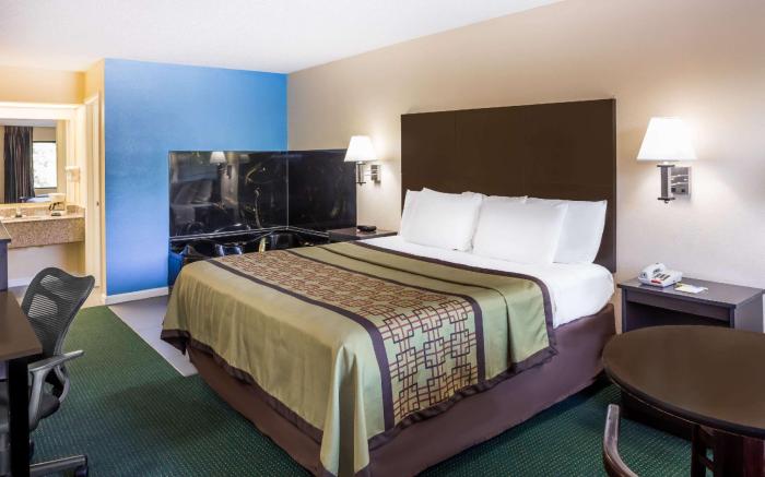 Days Inn by Wyndham Enterprise