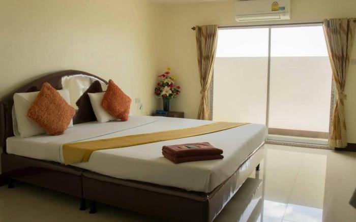 pearlplaceHotel