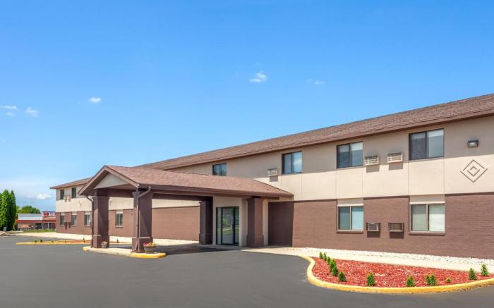 Baymont by Wyndham Oshkosh Airport