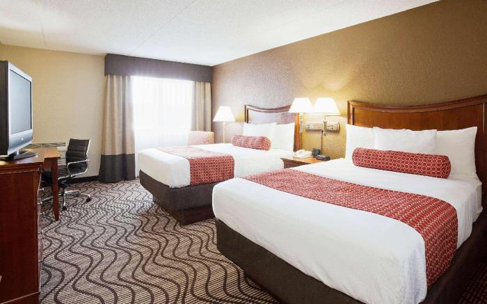 La Quinta Inn & Suites by Wyndham Minneapolis-Minnetonka