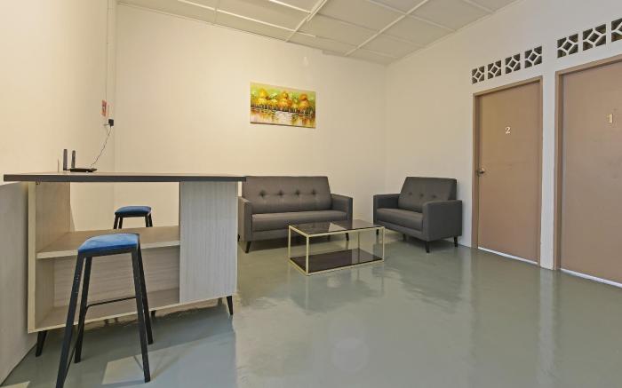 OYO Home 90830 S Homestay