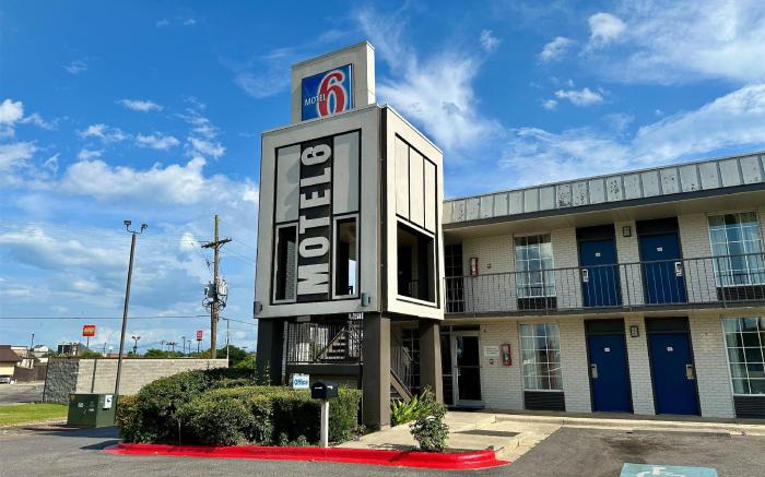 Motel 6 West Monroe, LA