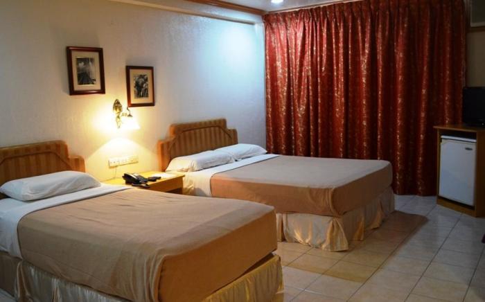 Elegant Circle Inn