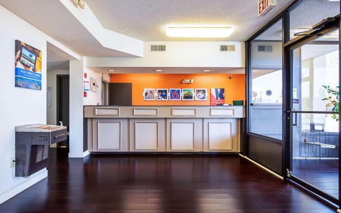 Motel 6 Covington, TN