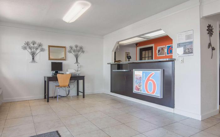 Motel 6 Hope, AR