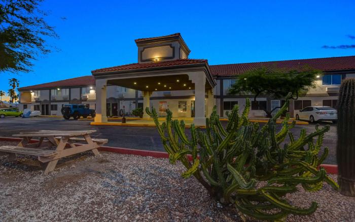 Motel 6 Apache Junction, AZ