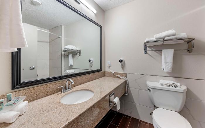 Best Western Shelbyville Inn and Suites Celebration Inn