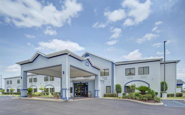 Best Western Opp Inn