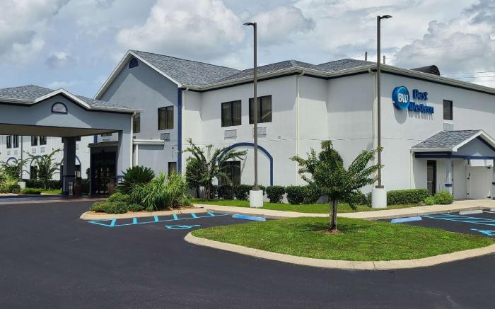 Best Western Opp Inn
