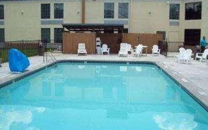 Days Inn & Suites by Wyndham Tahlequah