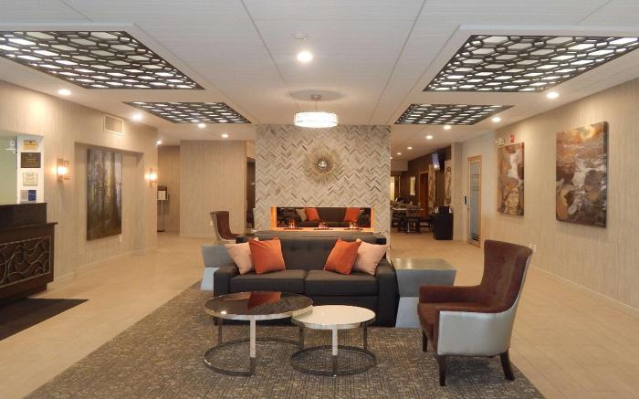 Best Western PLUS Bradford Inn
