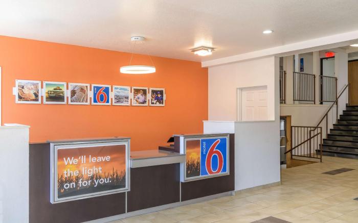 Motel 6 Sedalia, MO