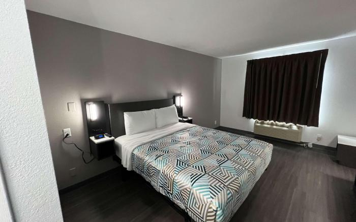 Motel 6 Altoona, IA - Des Moines East