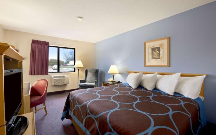 Super 8 By Wyndham Cromwell/Middletown