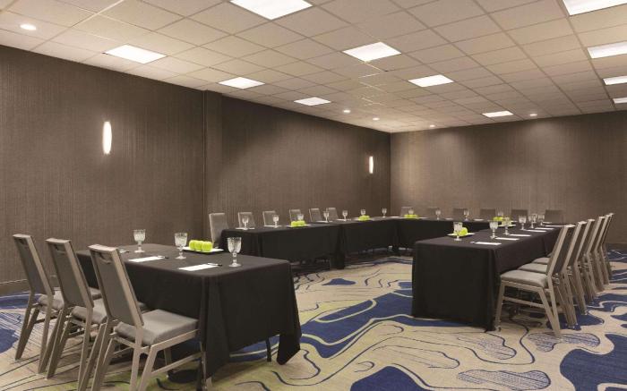 Radisson Hotel McAllen Airport