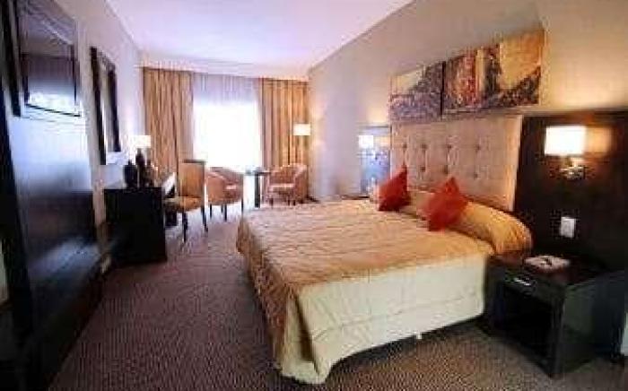 Howard Johnson Hotel & Convention Center Ezeiza