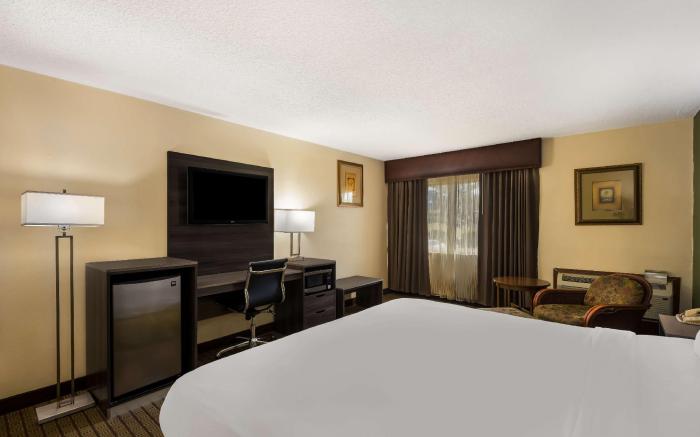 Best Western Prairie Inn & Conference Center