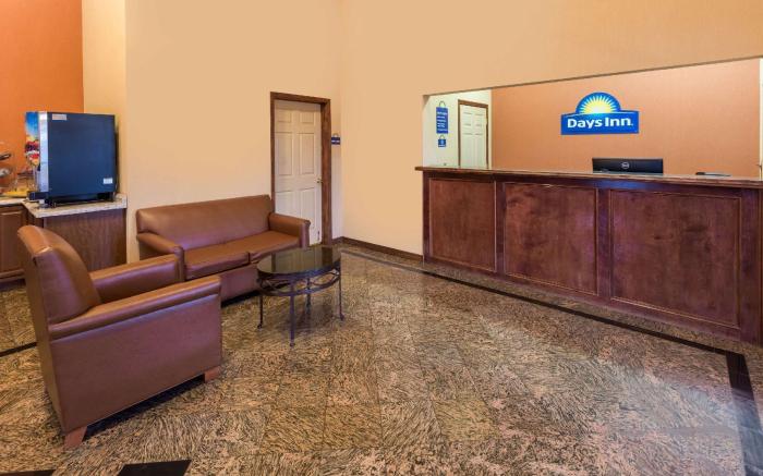 Days Inn by Wyndham Carlisle