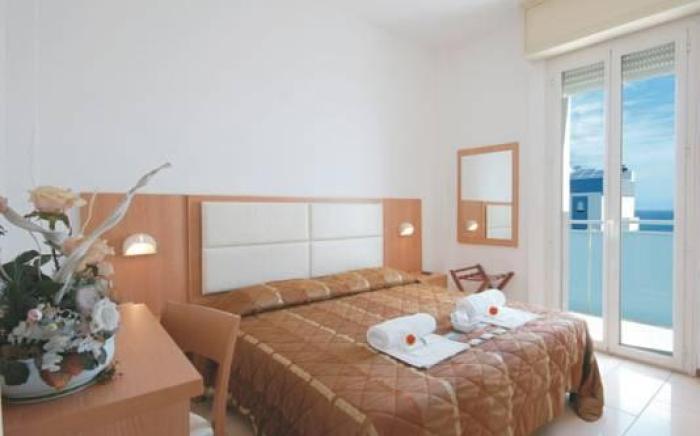 Amadei Hotel Figaro & Apartments