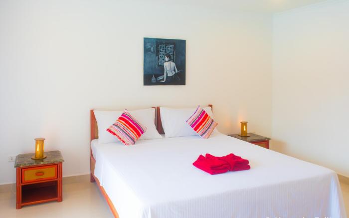 Alona Vida Beach Hill Resort