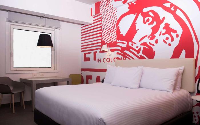 Radisson RED Miraflores