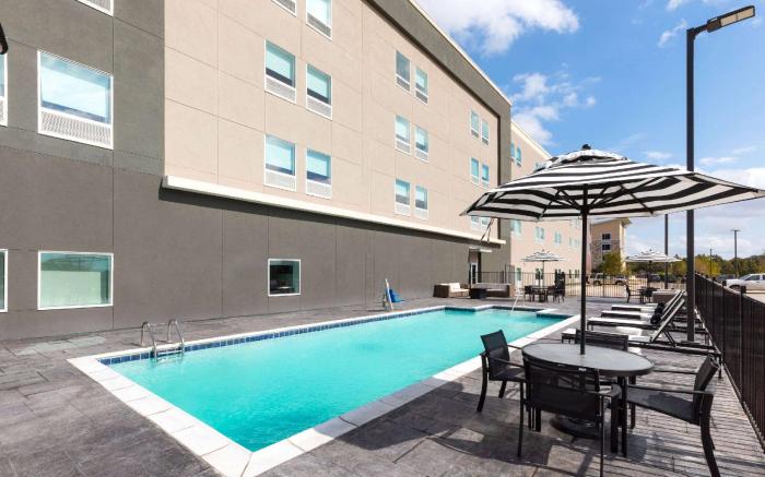 La Quinta Inn & Suites by Wyndham Austin Parmer/Tech Ridge