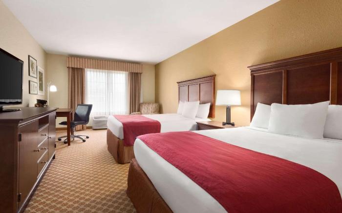 Country Inn & Suites by Radisson, Topeka West, KS