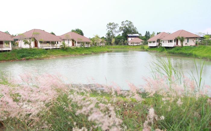 Pirom Lake and Resort