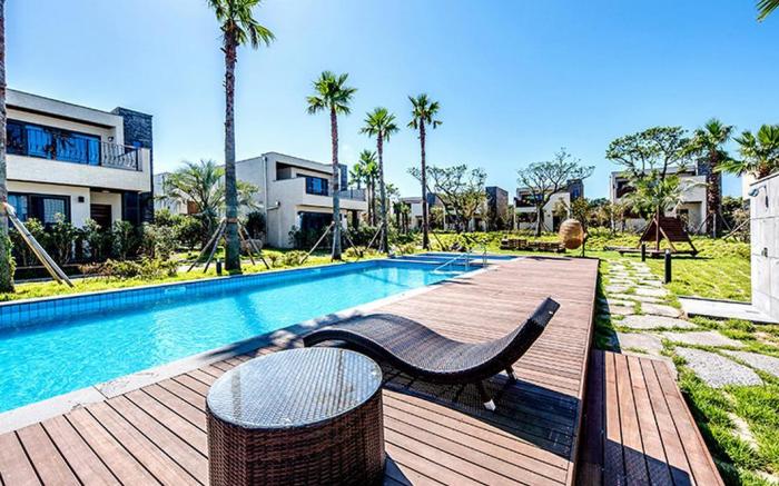 Arts Spa and Pool Villa