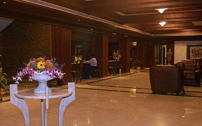 The Paradise Isle Beach Resort