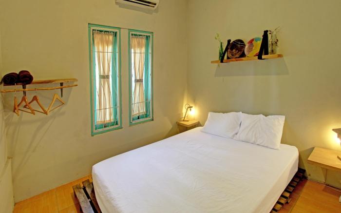 OYO 92825 Kamar Lombok