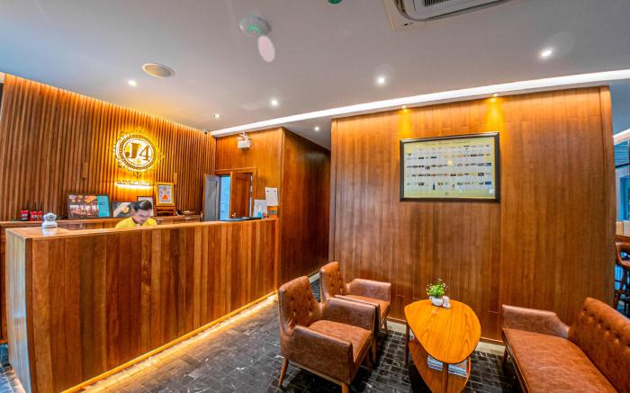 J4 Samui Hotel