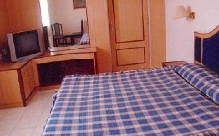 Hotel Sapphire Grand