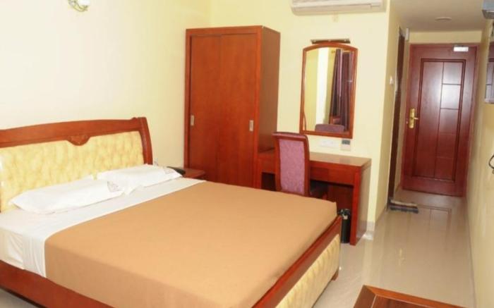 Hotel Shrivalli Residency