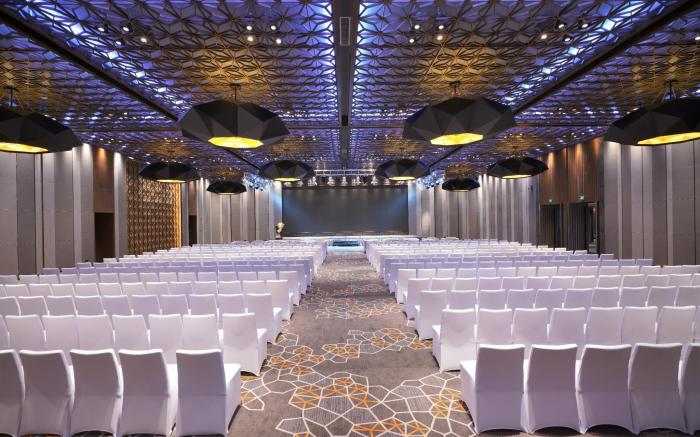 Wyndham Grand Yangon Hotel