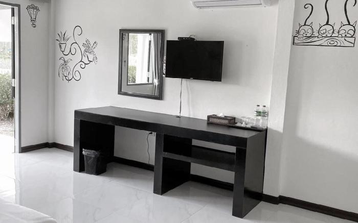 Paper House Resort Bang Saphan Noi