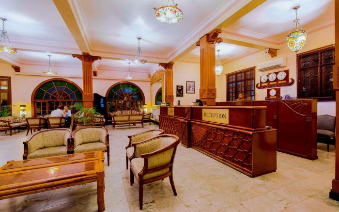 Protea Hotel Dar es Salaam Courtyard