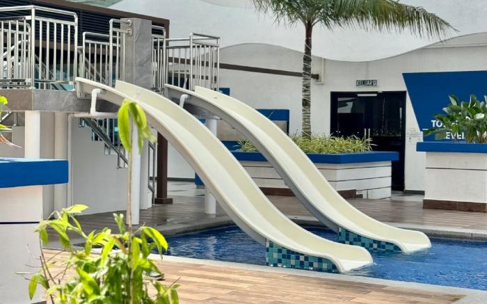 TheWave Residence by HeyStay Management 