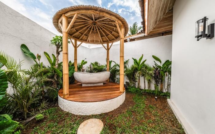 Orion Villa by DH