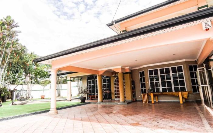 Family House at Wangsa Maju with Private Pool