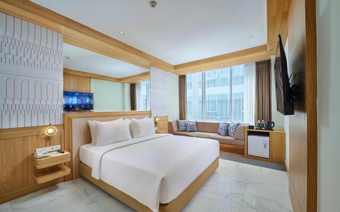 Golden Hill by Golden Tulip